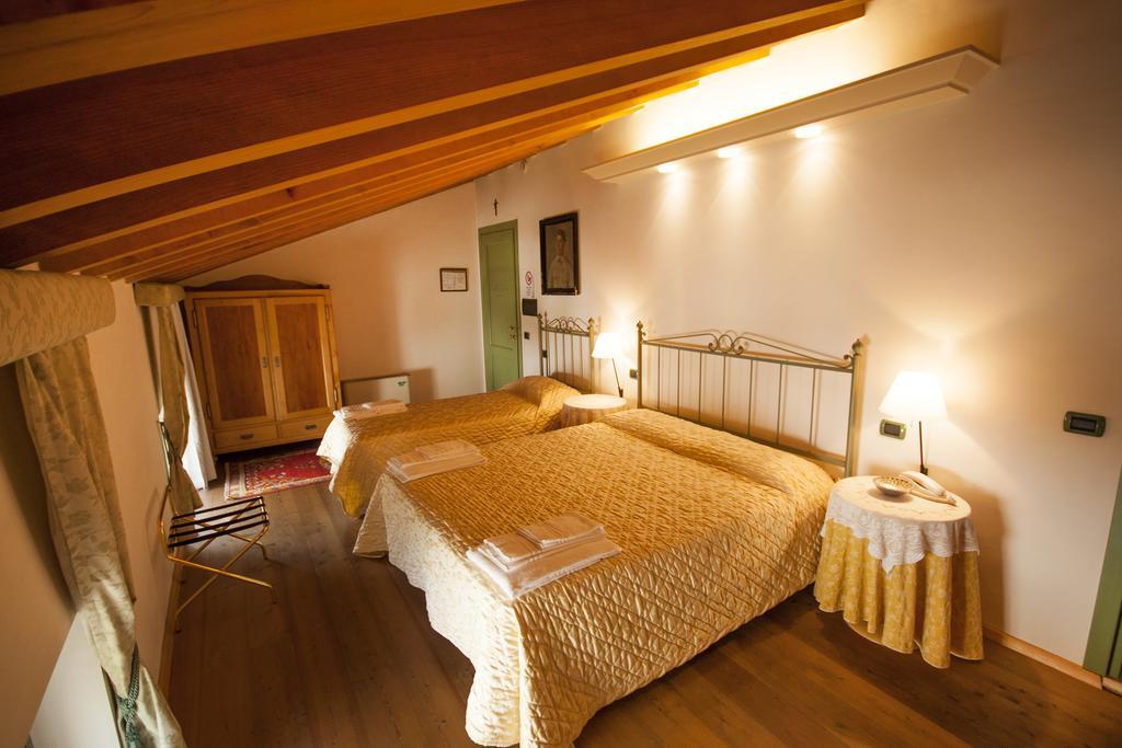 Villa Vecelli Cavriani Mozzecane Exterior foto