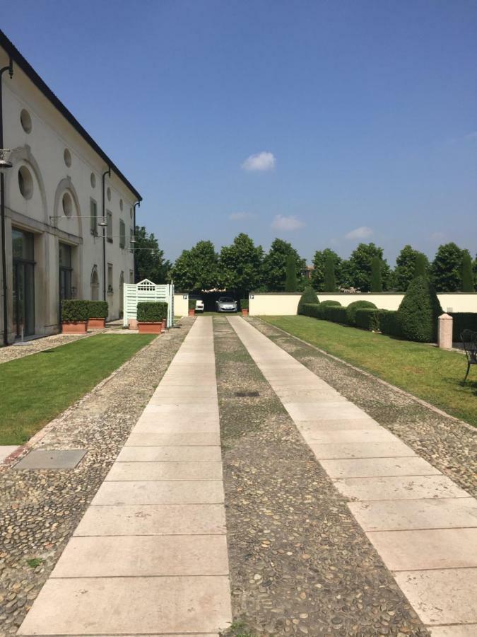 Villa Vecelli Cavriani Mozzecane Exterior foto